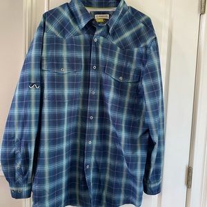 MAGELLAN SOUTHWEST AZTEC PRINT LONG DLEEVE BUTTON DOWN SIZE large Outdoor